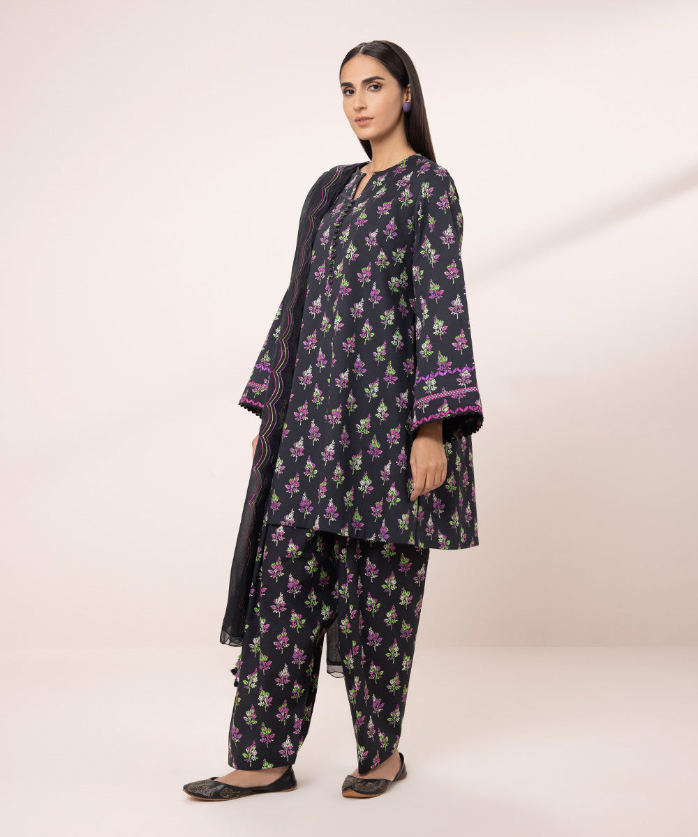 3 Piece - Embroidered Lawn Suit