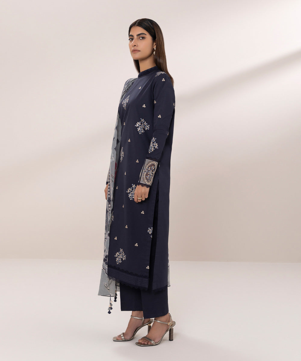 3 Piece - Embroidered Lawn Suit