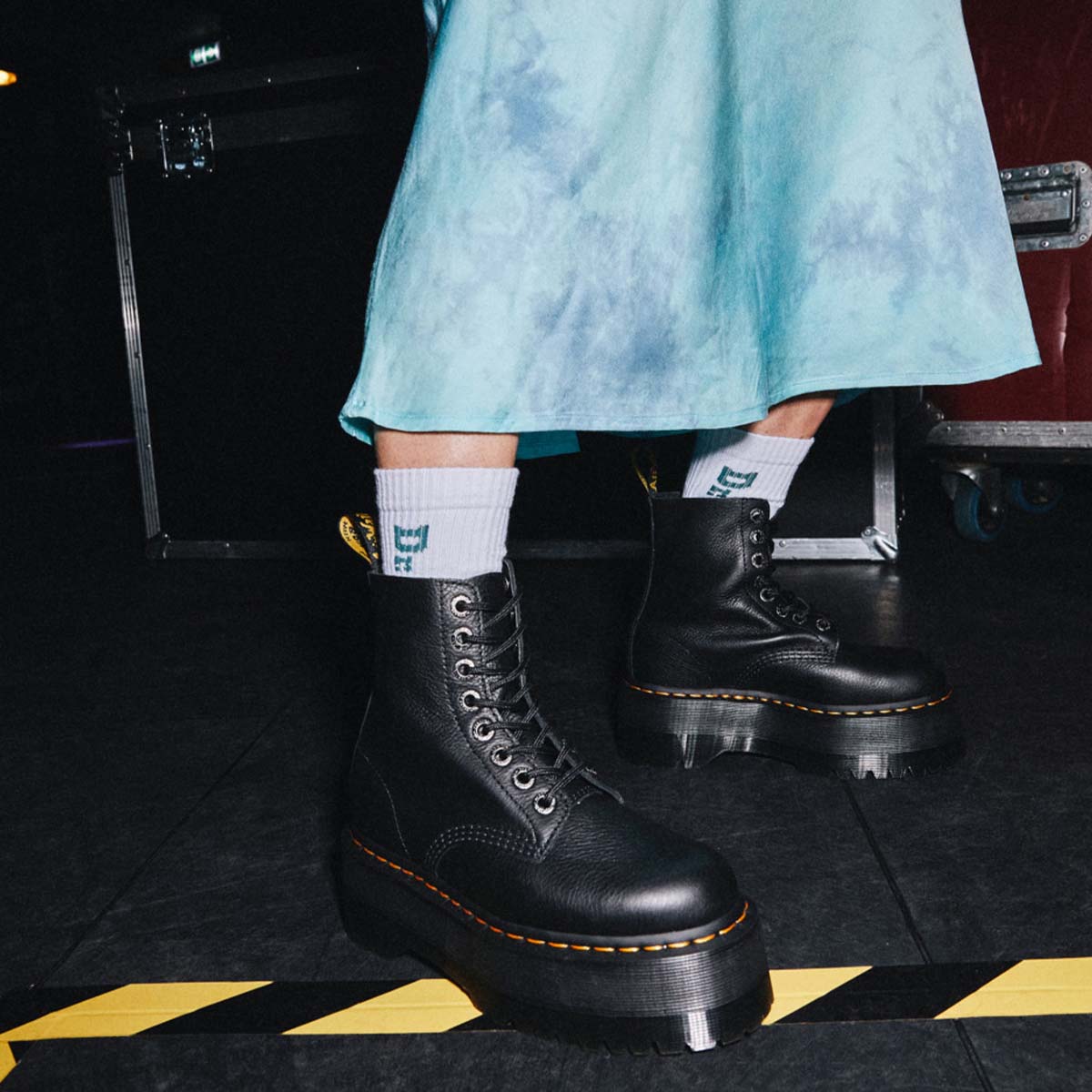 Dr. Martens 1460 Pascal Max 8 Eye Boot Black       