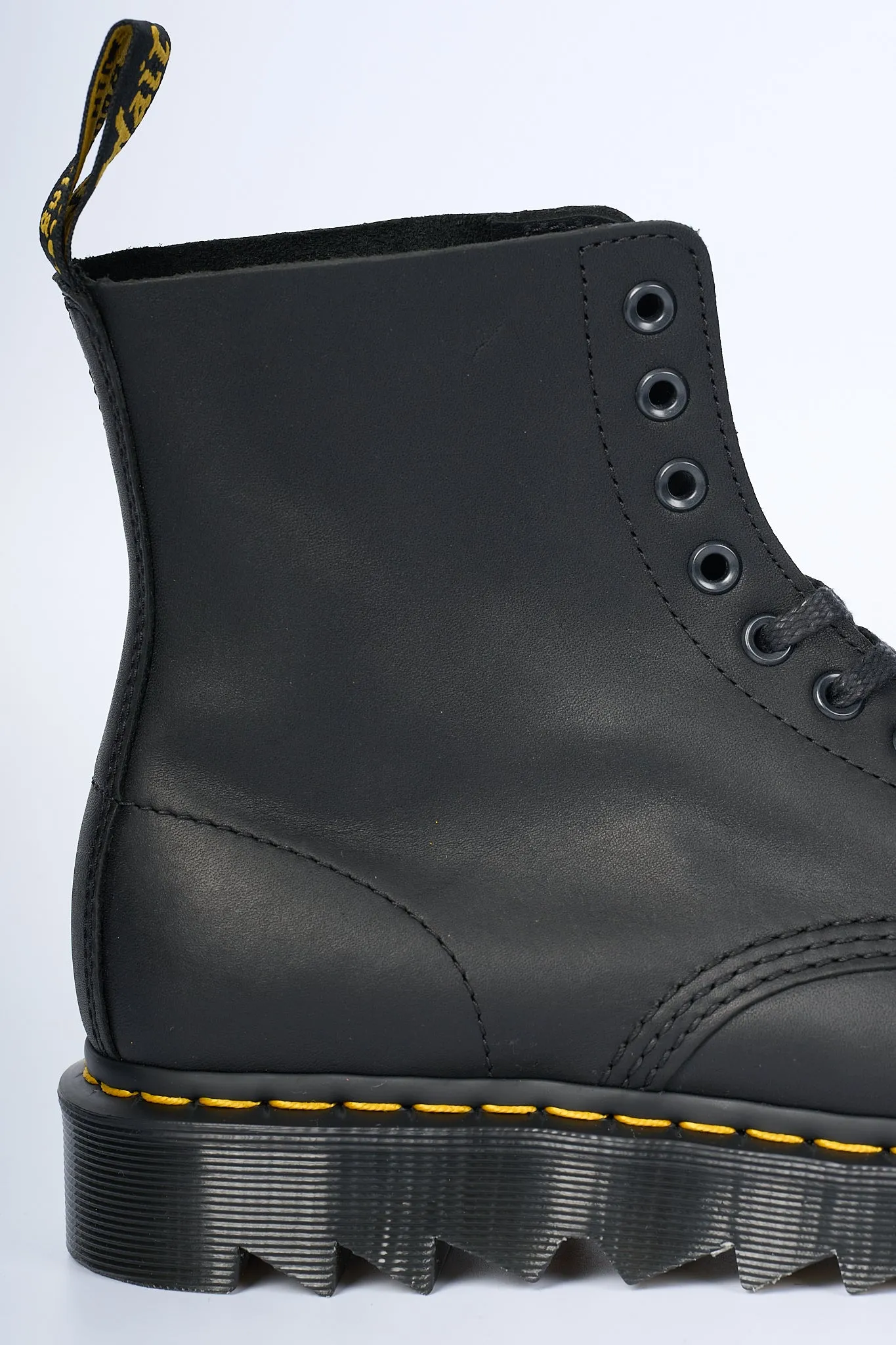 Dr. Martens Anfibio 1460 Ziggy Luxor Nero Uomo