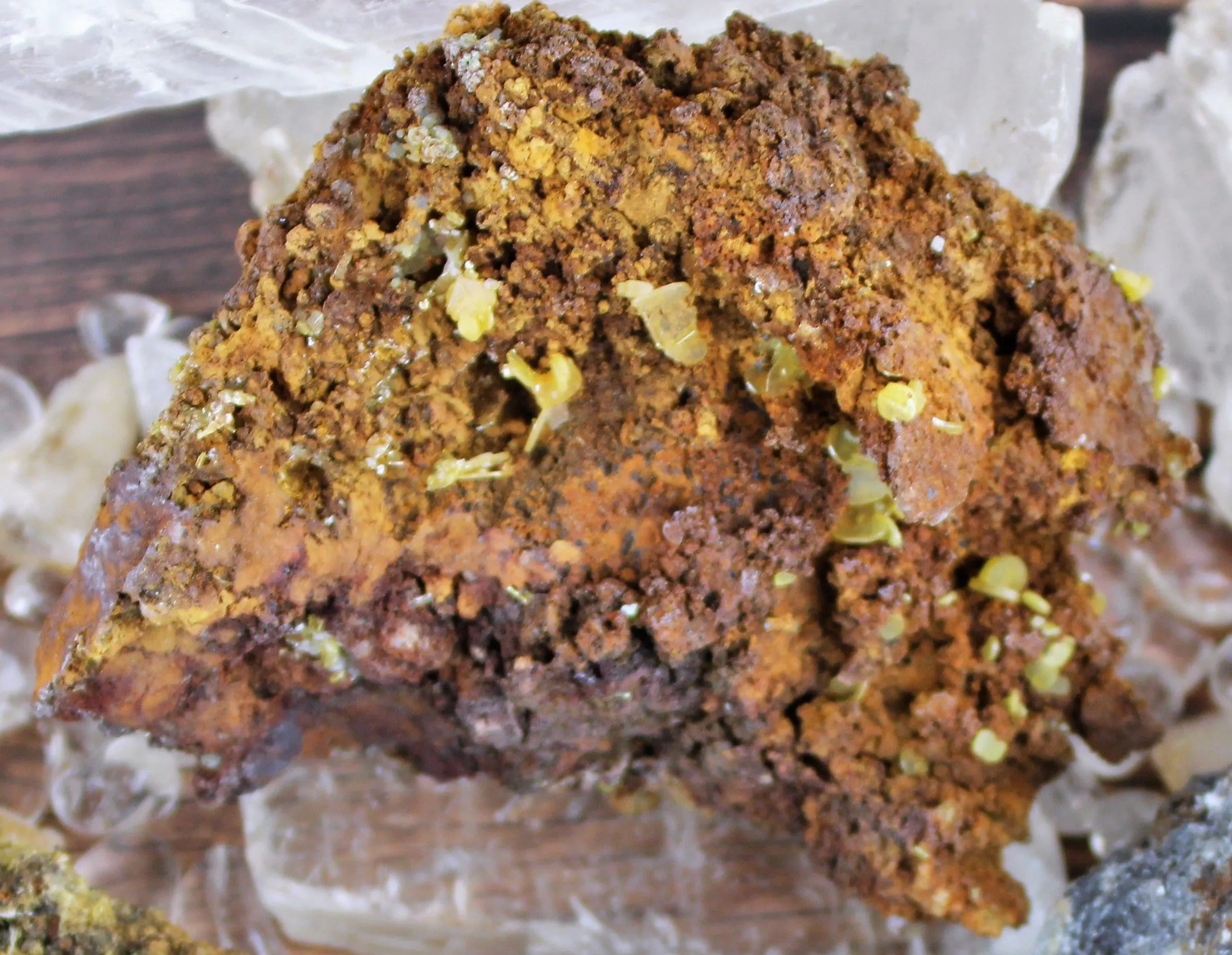 Wulfenite Specimens in Matrix